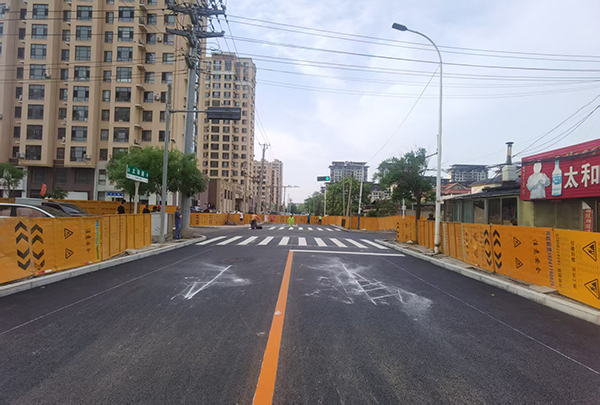 標(biāo)線(xiàn)施工